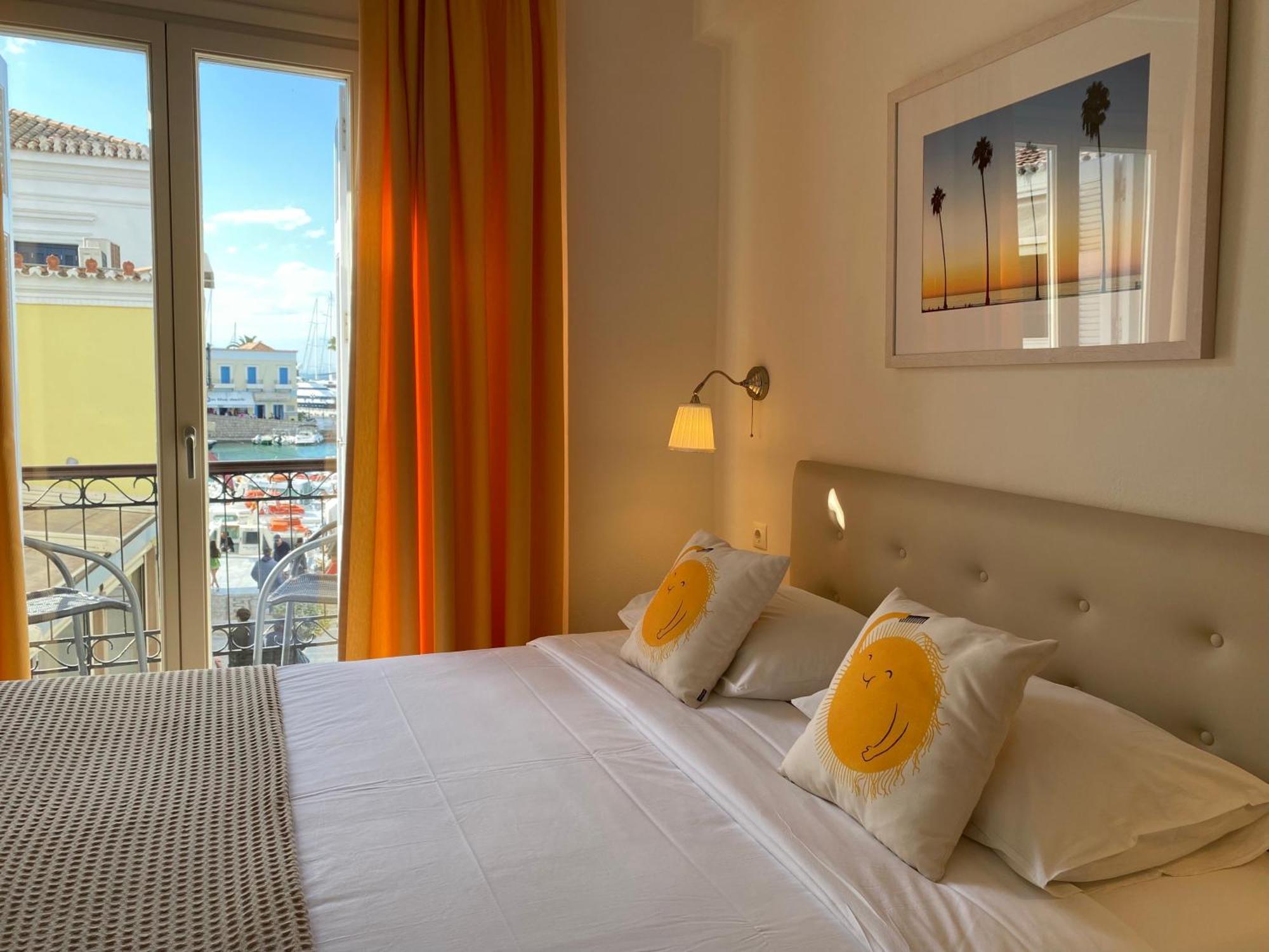 Alexandris Hotel Spétses Buitenkant foto