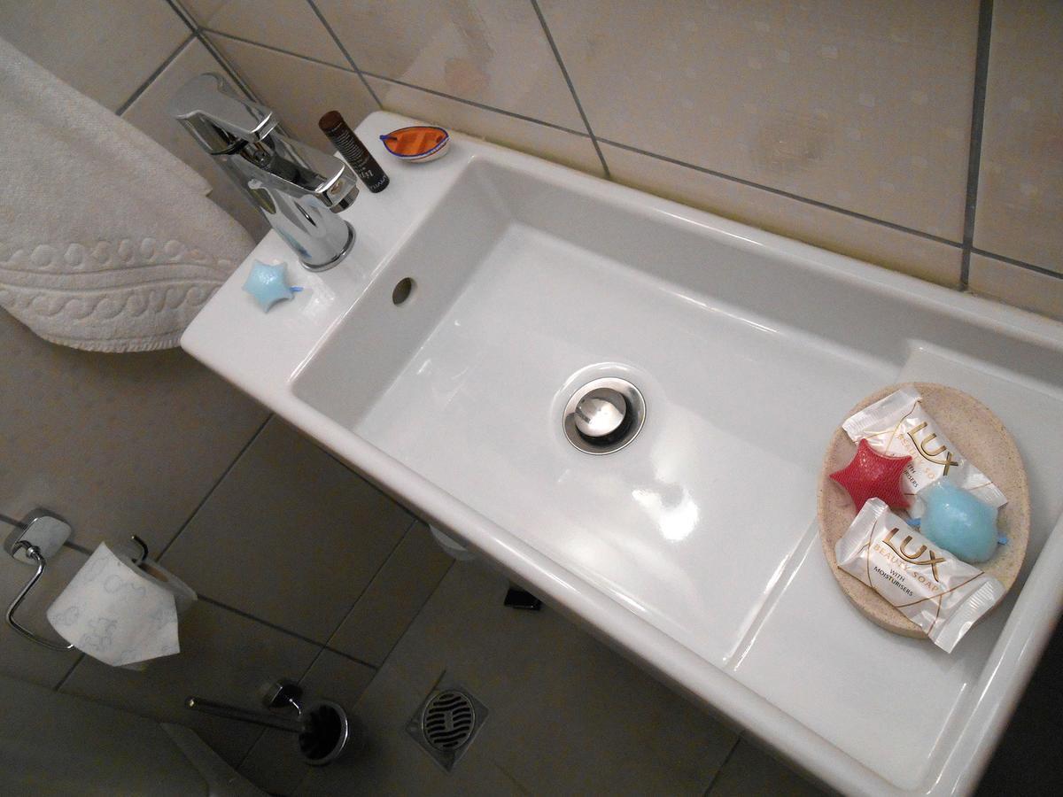 Alexandris Hotel Spétses Buitenkant foto