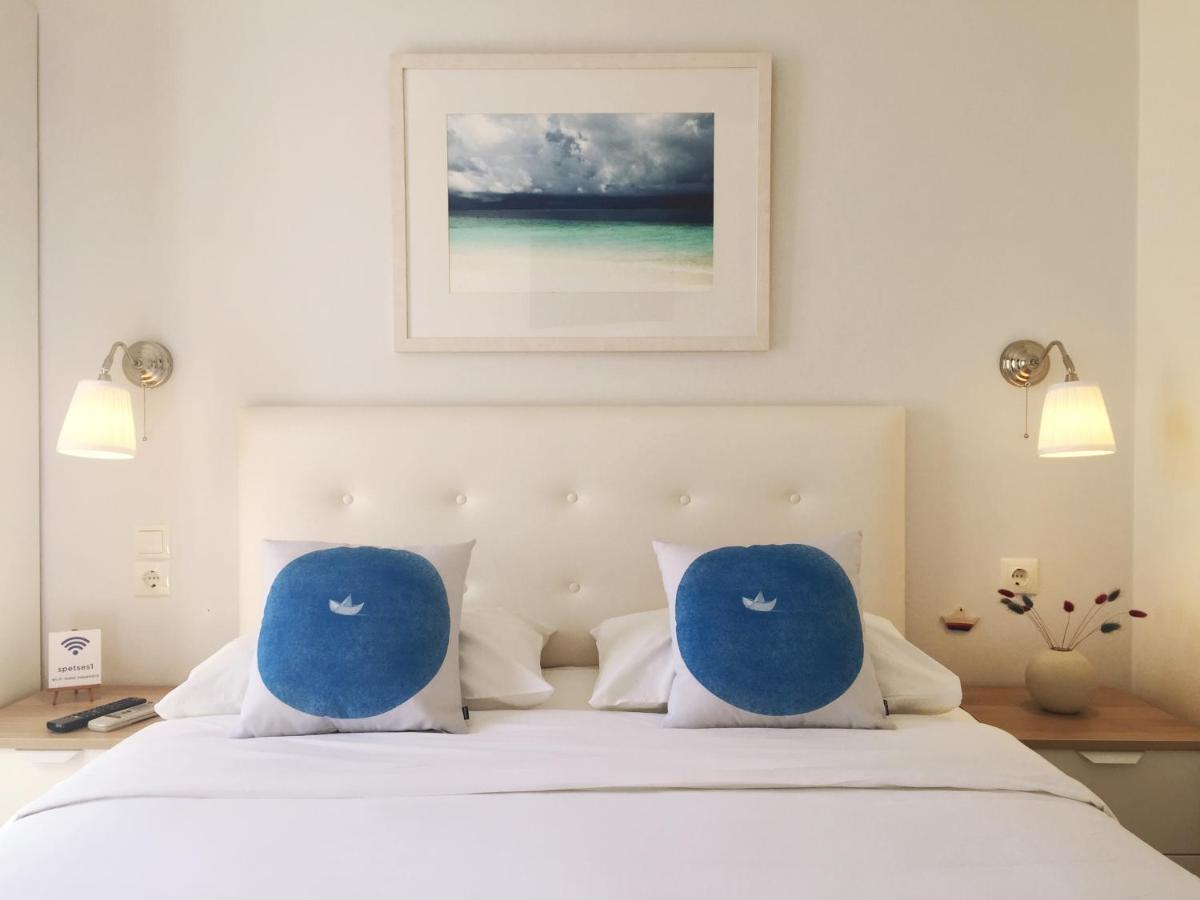 Alexandris Hotel Spétses Buitenkant foto