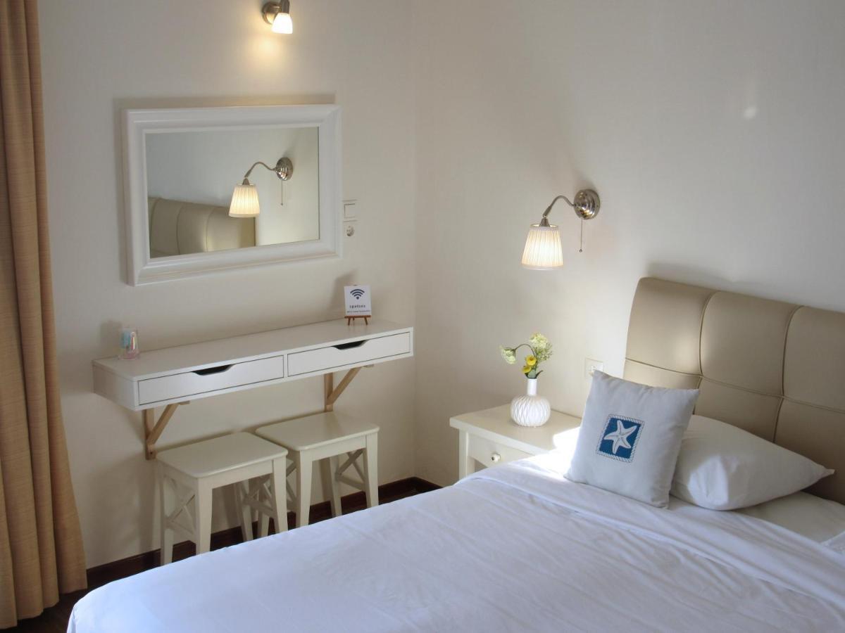 Alexandris Hotel Spétses Buitenkant foto